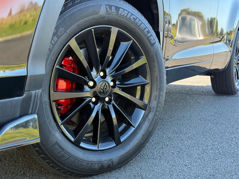 2021 Toyota Highlander - Thumbnail