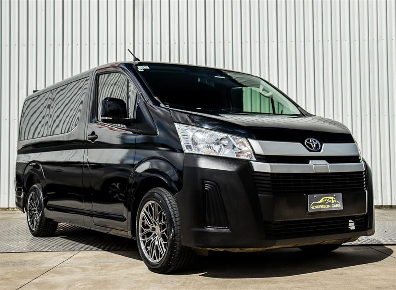 2020 Toyota Hiace - Thumbnail