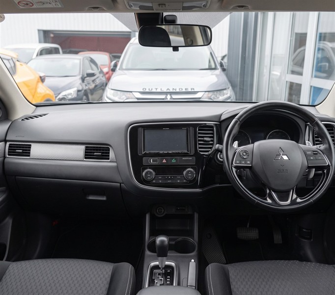 2014 Mitsubishi Outlander - Thumbnail