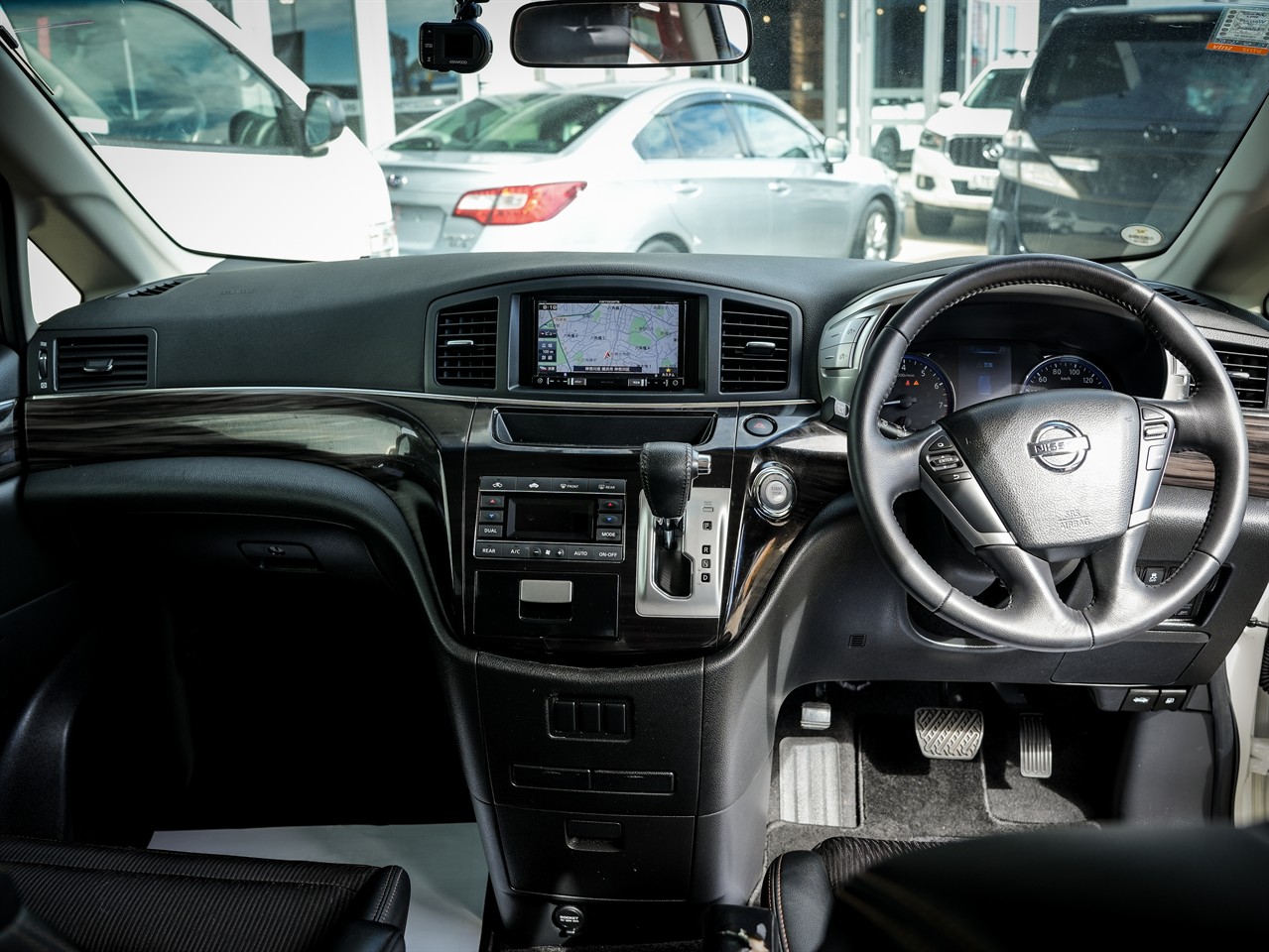 2018 Nissan Elgrand