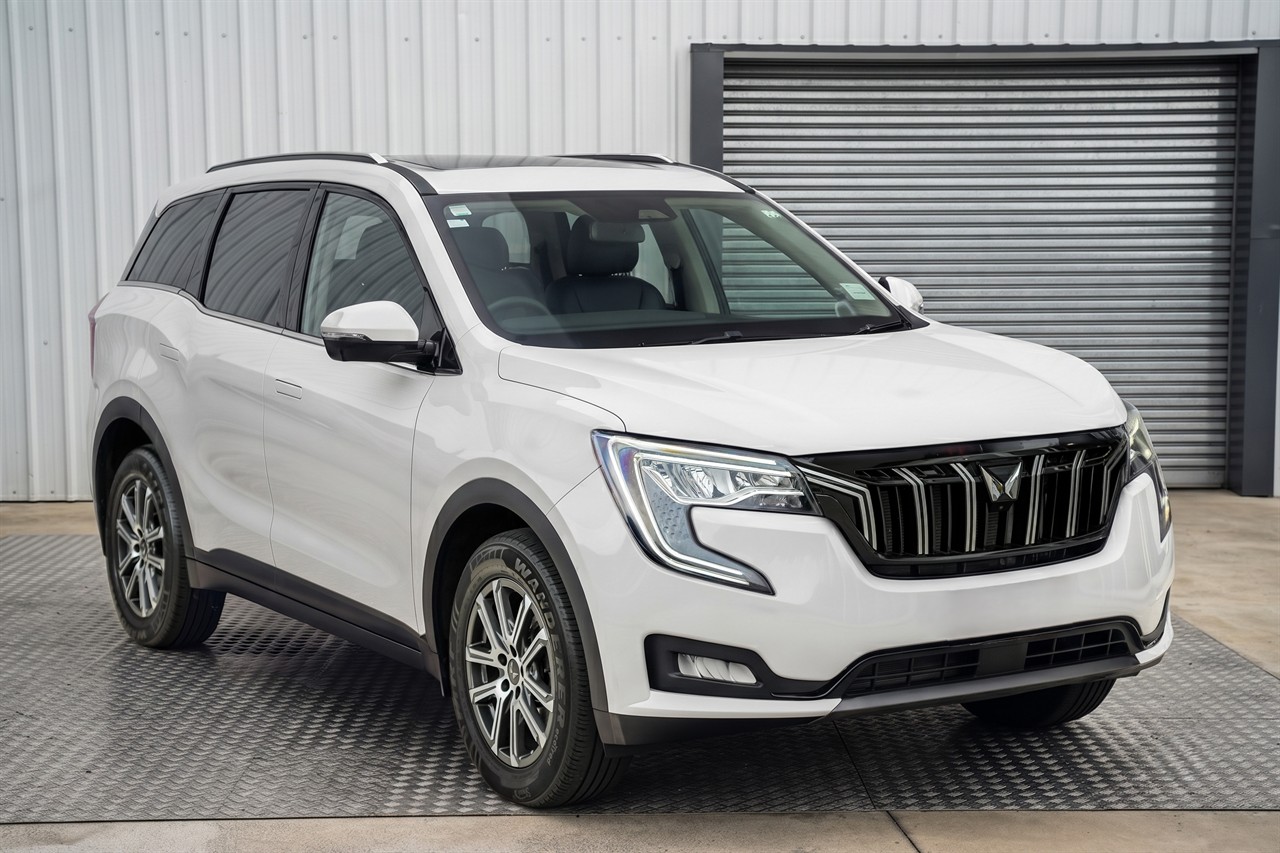 2026 Mahindra XUV700