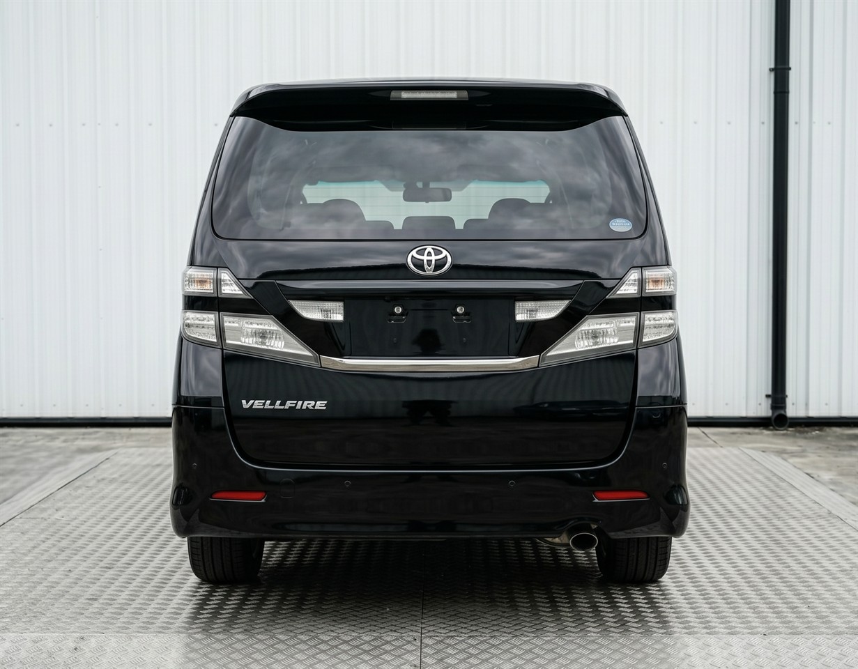 2013 Toyota Vellfire