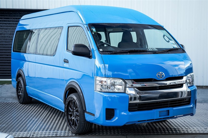 2015 Toyota Hiace
