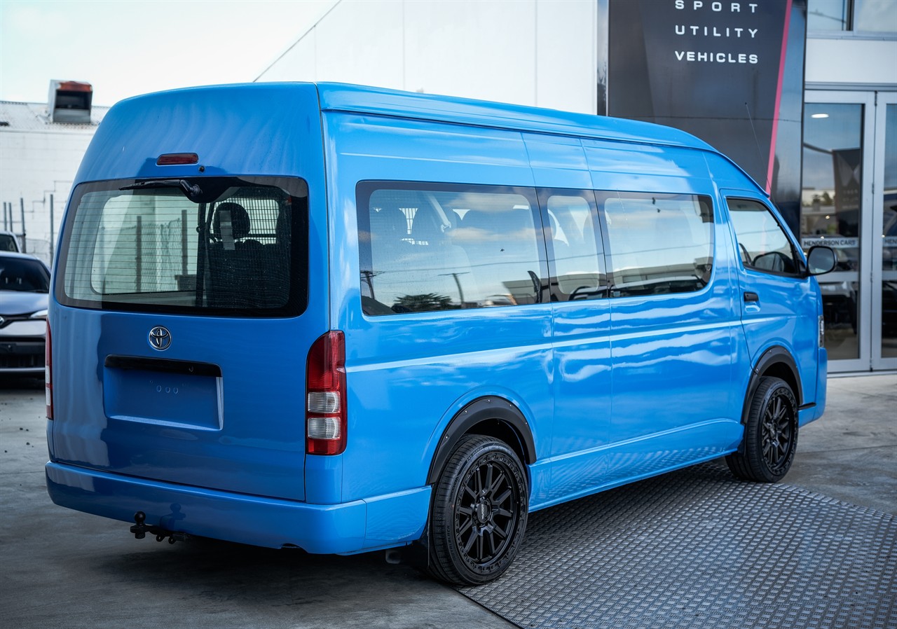 2015 Toyota Hiace