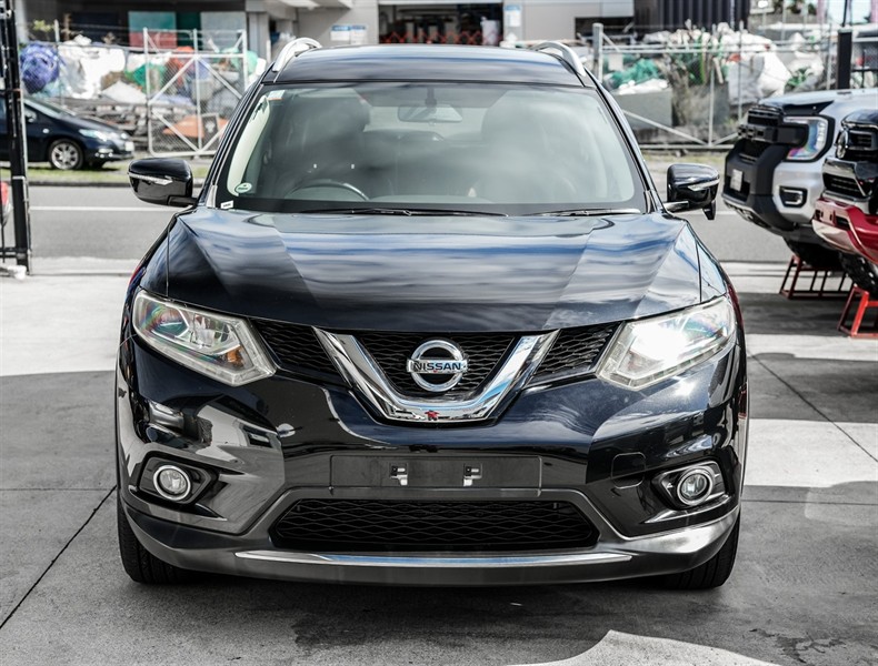 2015 Nissan X-TRAIL - Thumbnail