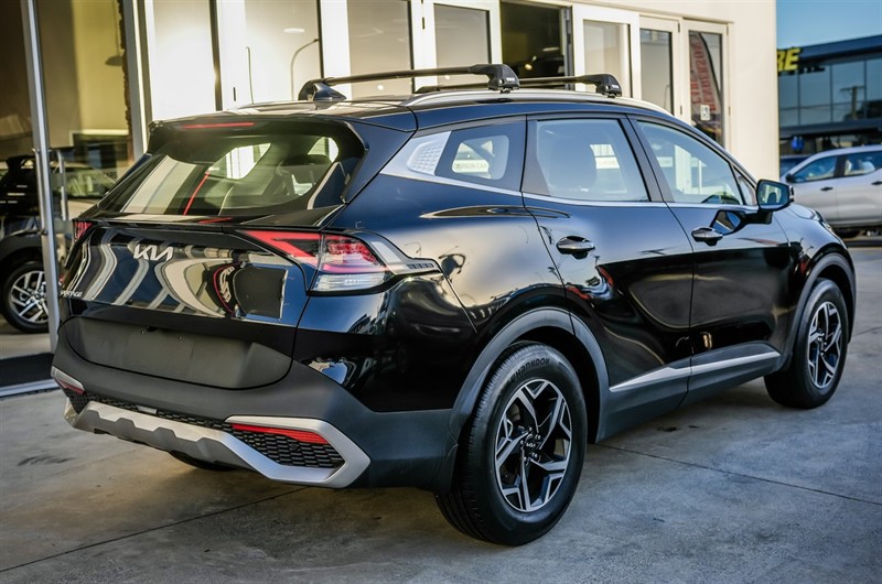 2022 Kia Sportage - Thumbnail