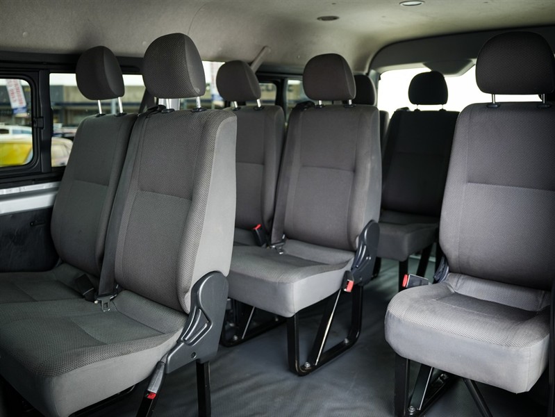 2016 Toyota Hiace - Thumbnail