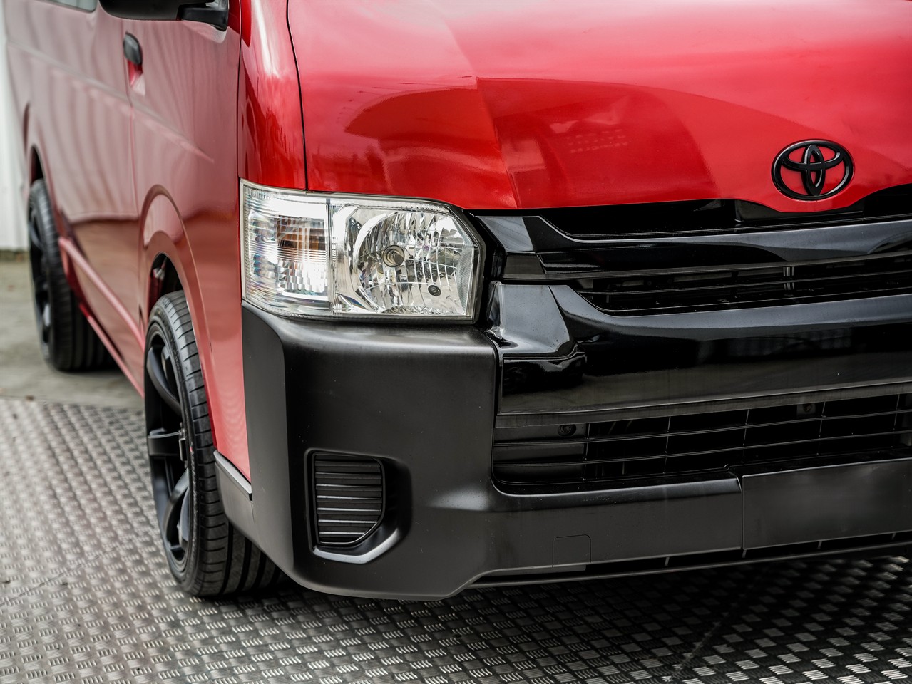 2016 Toyota Hiace