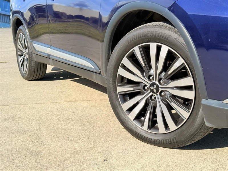 2019 Mitsubishi Outlander VRX - Thumbnail