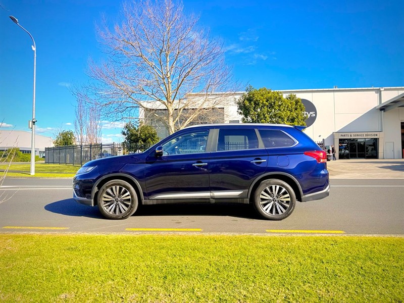 2019 Mitsubishi Outlander VRX - Thumbnail