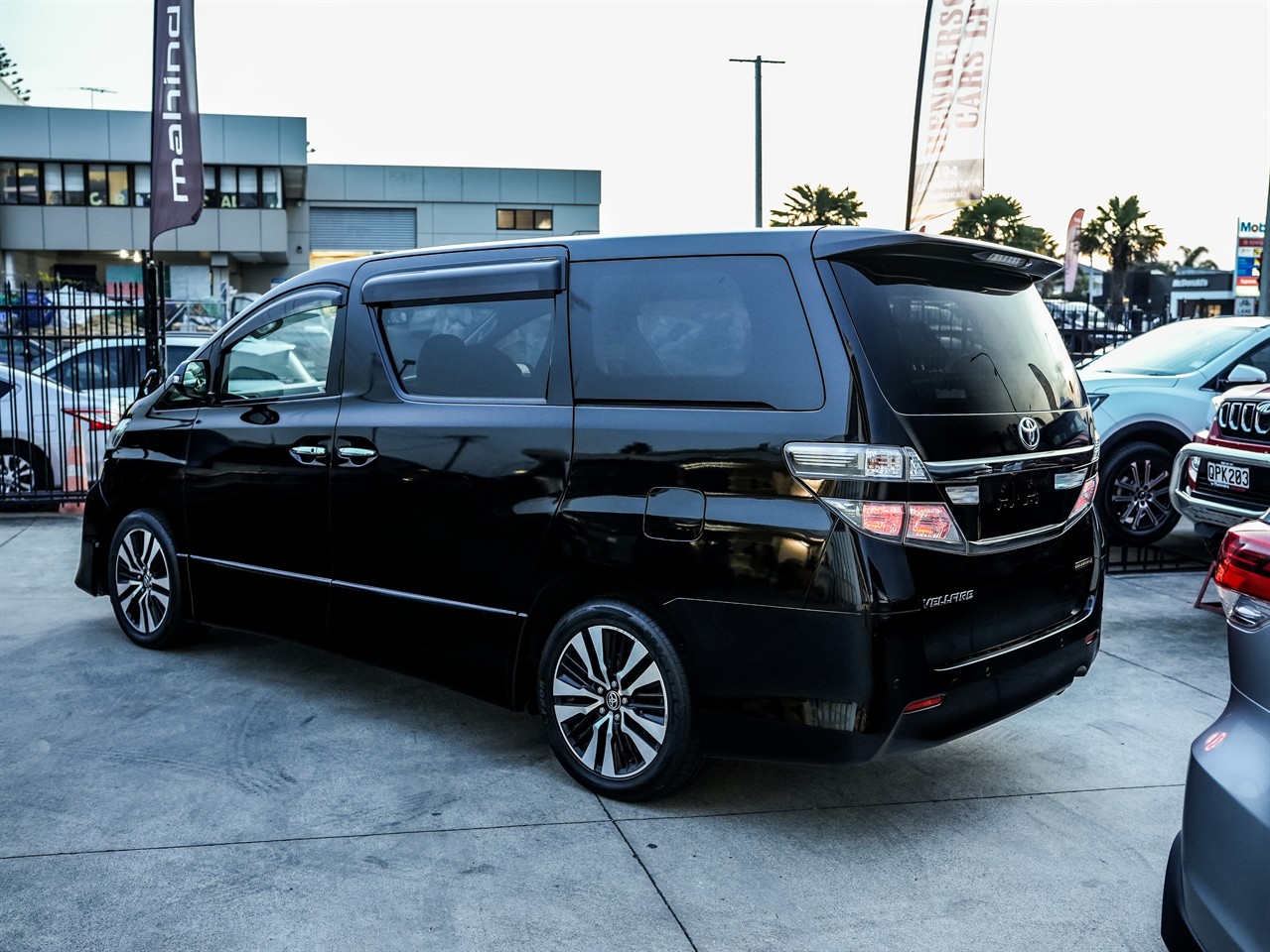 2014 Toyota Vellfire