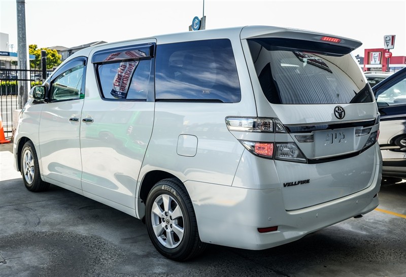 2014 Toyota Vellfire - Thumbnail