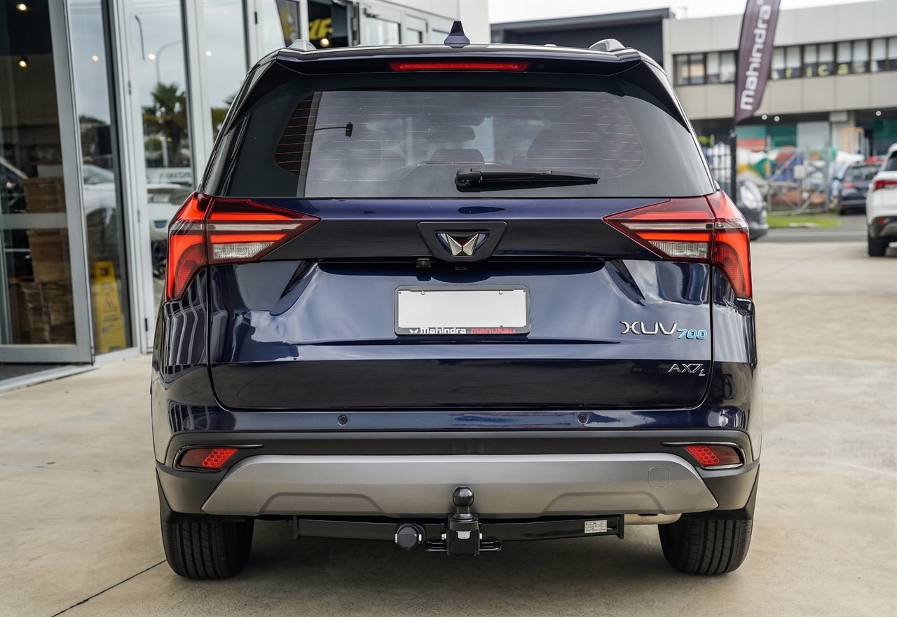 2023 Mahindra XUV 700