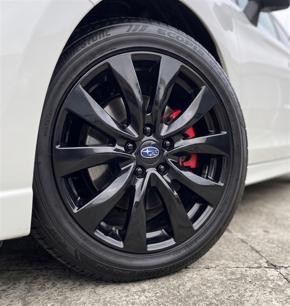 2015 Subaru Legacy - Thumbnail